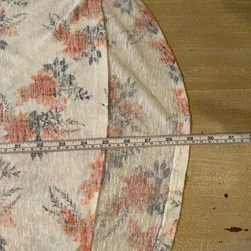 AEROPOSTALE‎ floral tank. Crochet/lace detail in back. - Picture 6 of 8